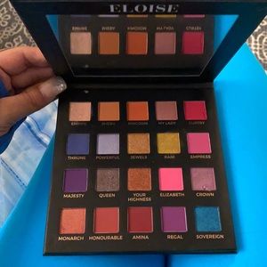 The Queen Eloise eyeshadow palette